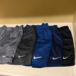 Set of 5 boys size 7 (6-7) Nike basketball shorts assorted colors